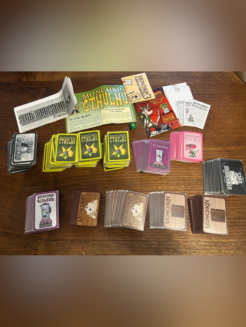 Huge Lot Of Munchkin Cthulhu & Munchkin Cthulhu 2: Call of Cowthulhu Cards, 300+